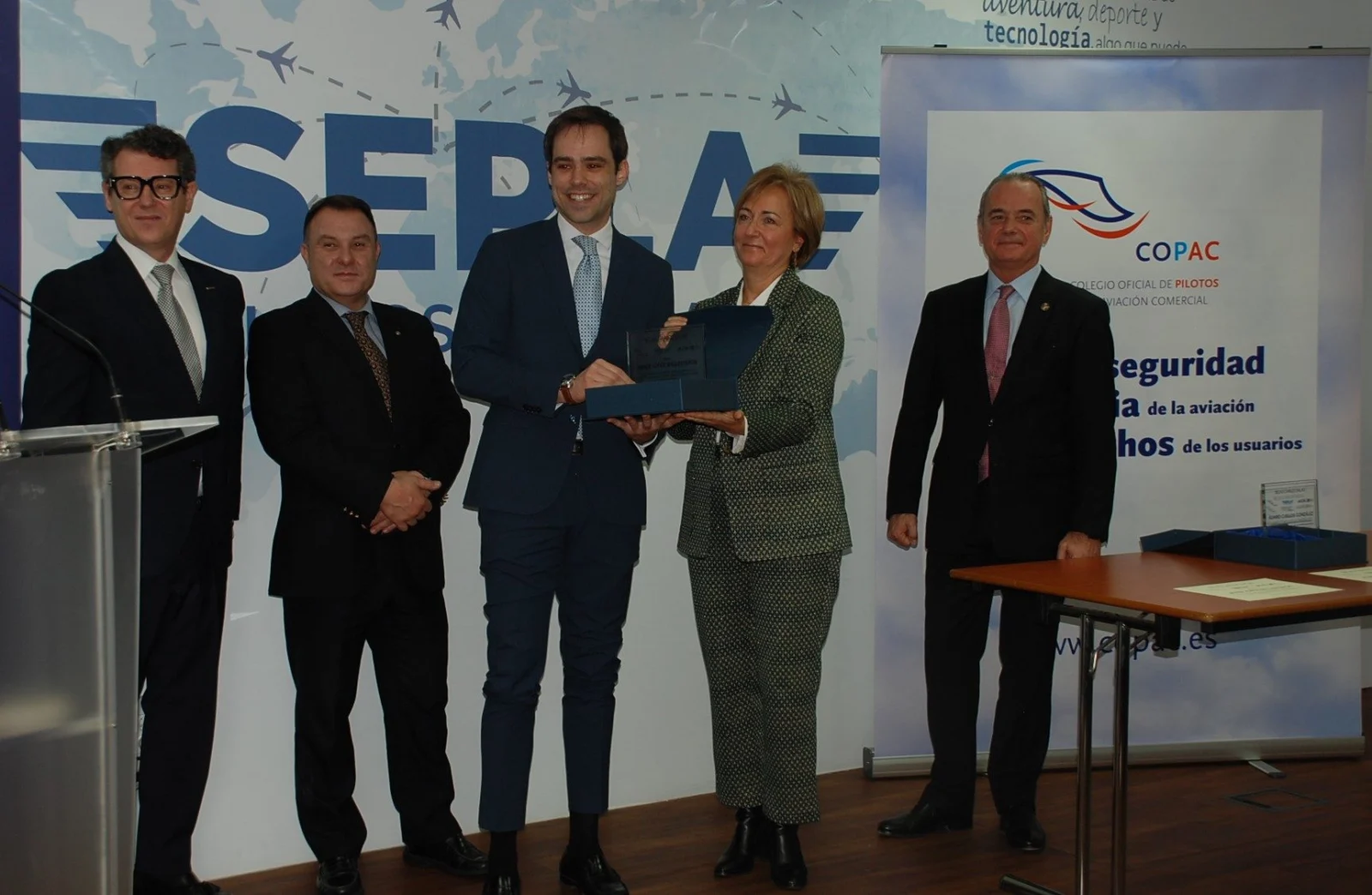 Entrega de las becas · I edición (2022) · foto 2
