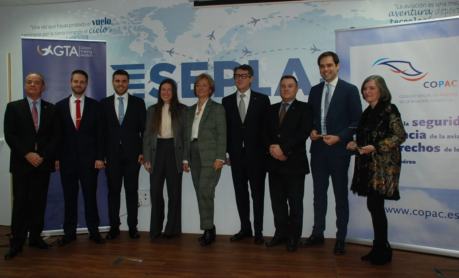 Entrega de las becas · I edición (2022) · foto 4