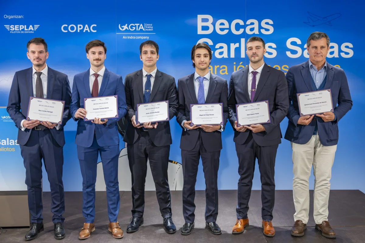 Entrega de las becas · IV edición (2025) · foto 5