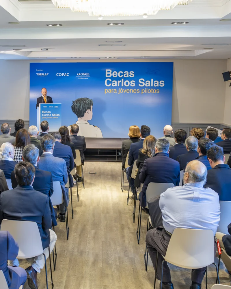 Acto de entrega de las Becas Carlos Salas